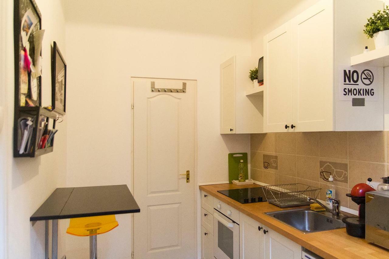 Awesome Apartment Budapest Luaran gambar